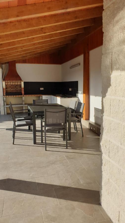 Casa Con Piscina Y Barbacoa Villa Freixido Exterior photo
