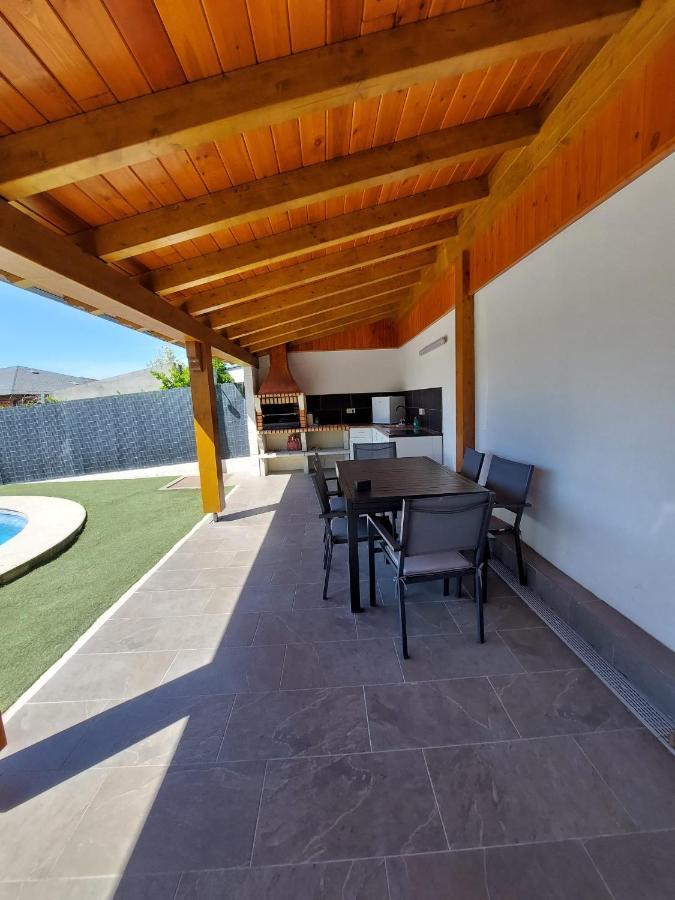 Casa Con Piscina Y Barbacoa Villa Freixido Exterior photo