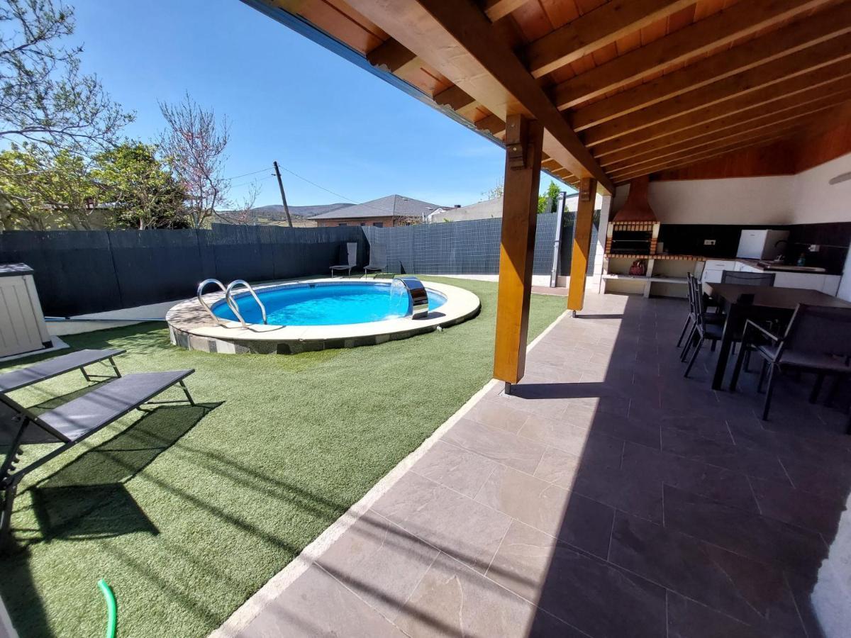 Casa Con Piscina Y Barbacoa Villa Freixido Exterior photo